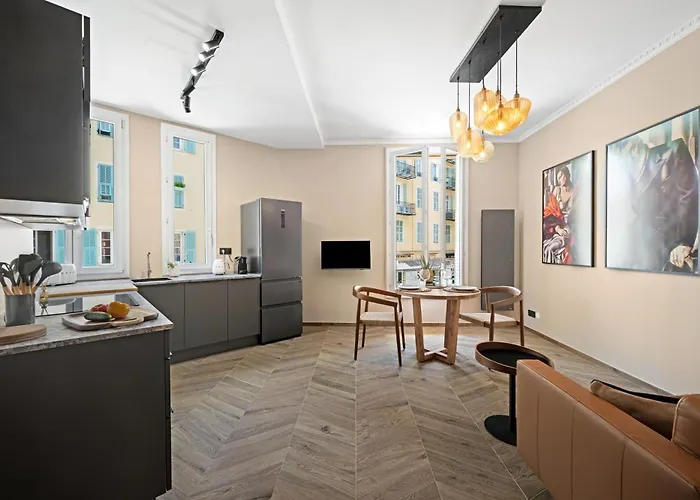 La Lascaris Port Of #renovated شقة *